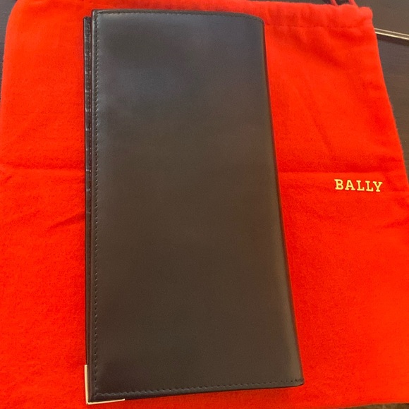 NWOT [Bally] Luxury Black Leather Bi-Fold Long Wallet Mens or Womens w/ Dust Bag - Picture 4 of 15